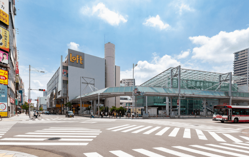 新規開院の綺麗な職場。名鉄岐阜駅向かいで通勤に便利。